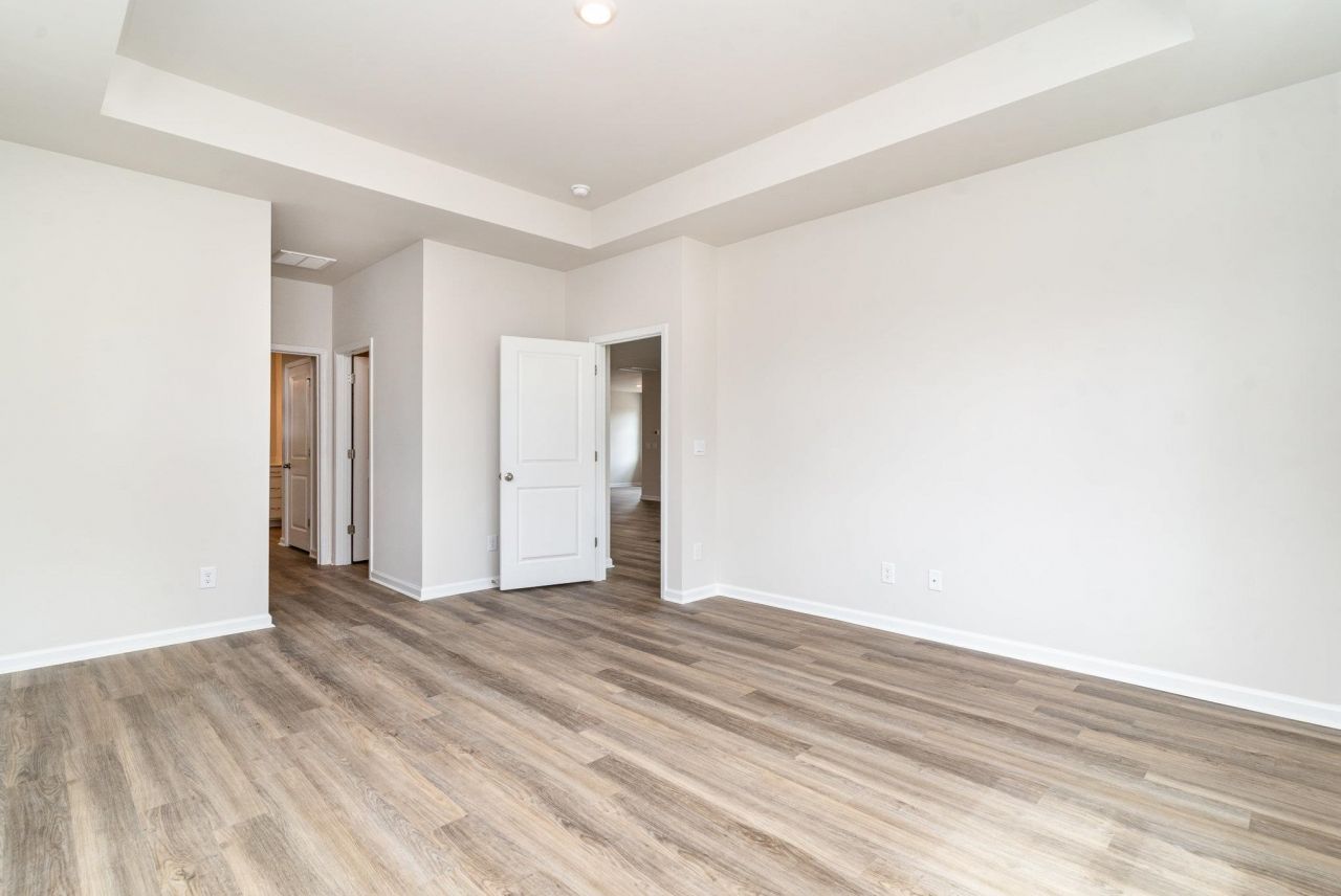 727 Hadara Dr Photo 17