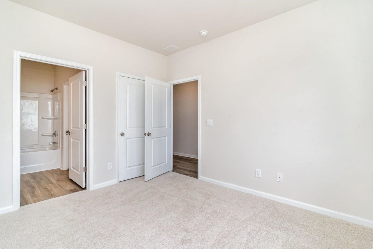 727 Hadara Dr Photo 24