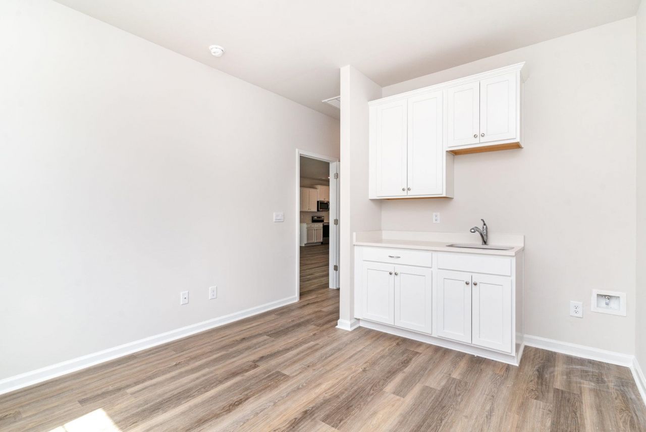 727 Hadara Dr Photo 29