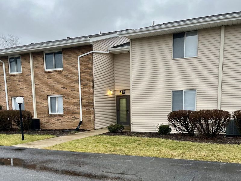 2275 Cable Road, Unit 6, Lima, OH 45807 Photo 1