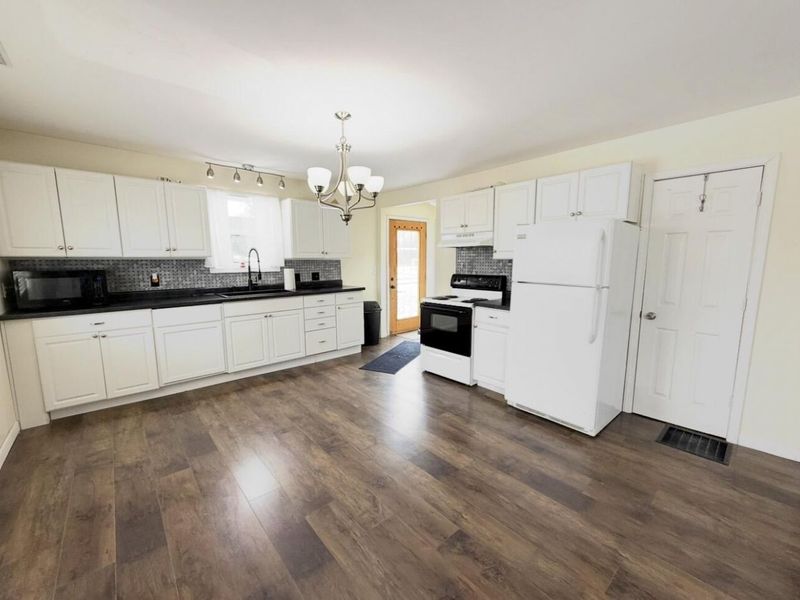 713 Southway Drive, Saint Marys, OH 45885 Photo 7