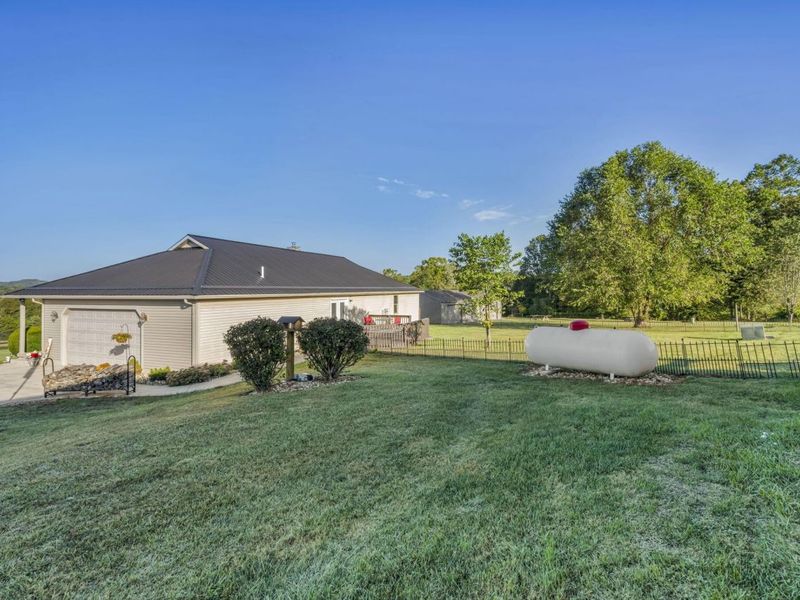 16740 Ellis Road, Laurelville, OH 43135 Photo 53