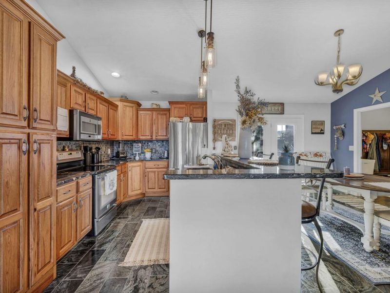 16740 Ellis Road, Laurelville, OH 43135 Photo 9