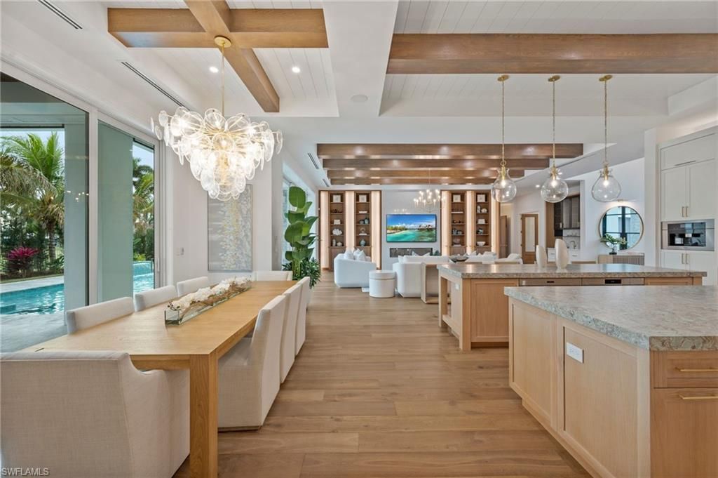 570 Harbour Dr, Naples, FL 34103 Photo