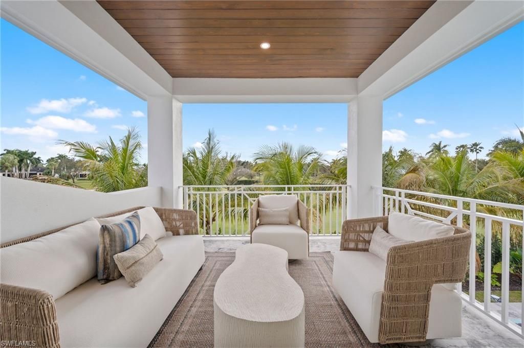 570 Harbour Dr, Naples, FL 34103 Photo