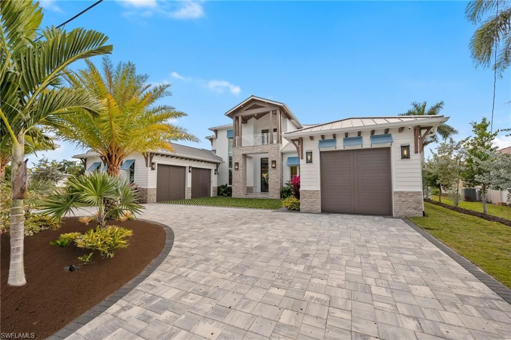 570 Harbour Dr, Naples, FL 34103 Photo