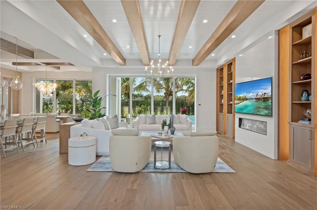 570 Harbour Dr, Naples, FL 34103 Photo