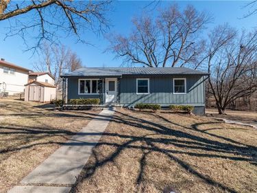 207 N 16th Street, Savannah, MO 64485