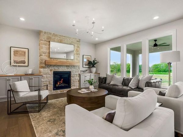 17825 Rainbow Boulevard, Overland Park, KS 66085