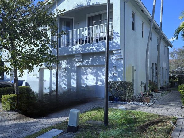 3037 Laurel Ridge Circle, Riviera Beach, FL 33404