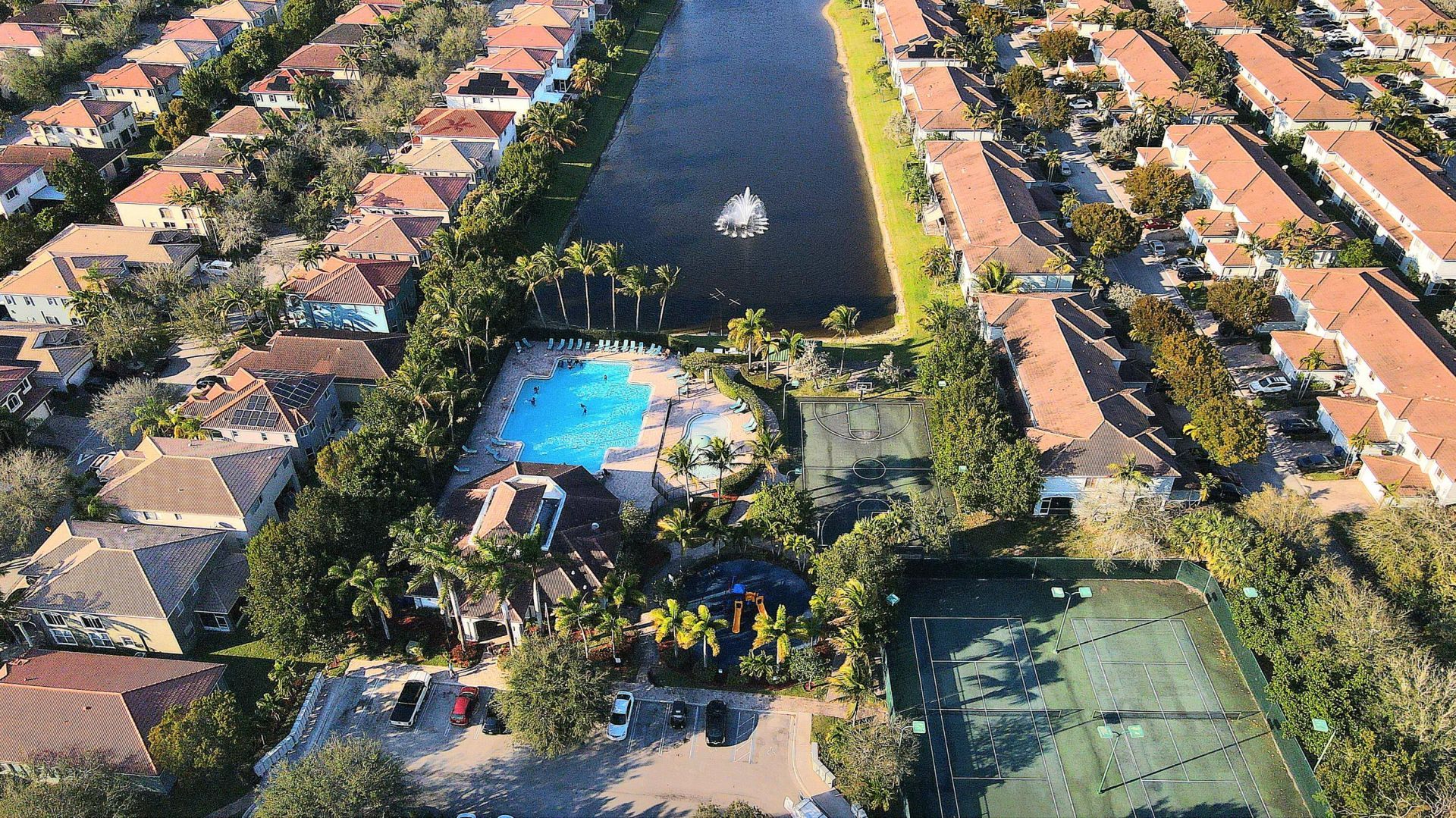 3037 Laurel Ridge Circle, Riviera Beach, FL 33404 Photo