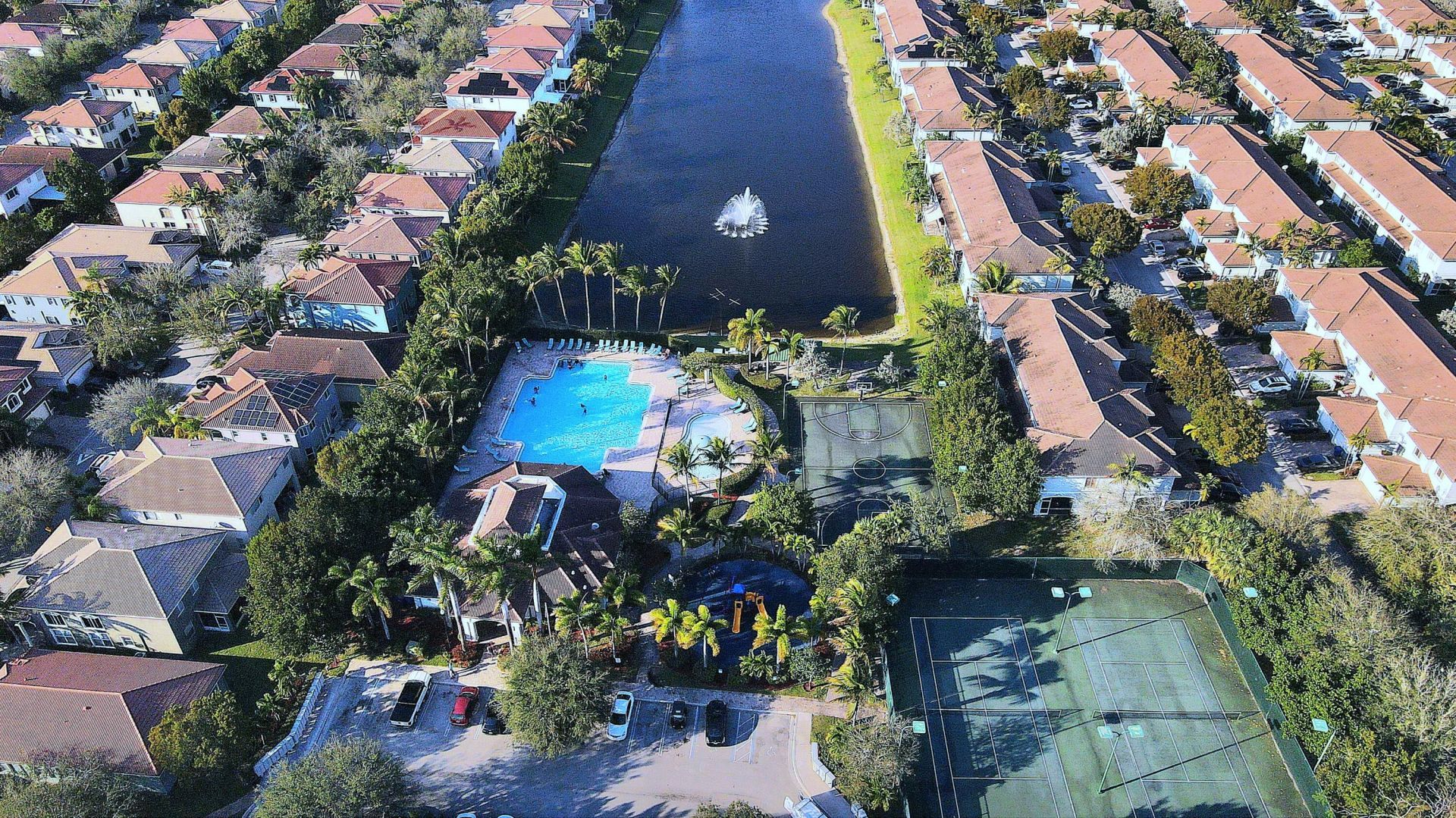 3037 Laurel Ridge Circle, Riviera Beach, FL 33404 Photo