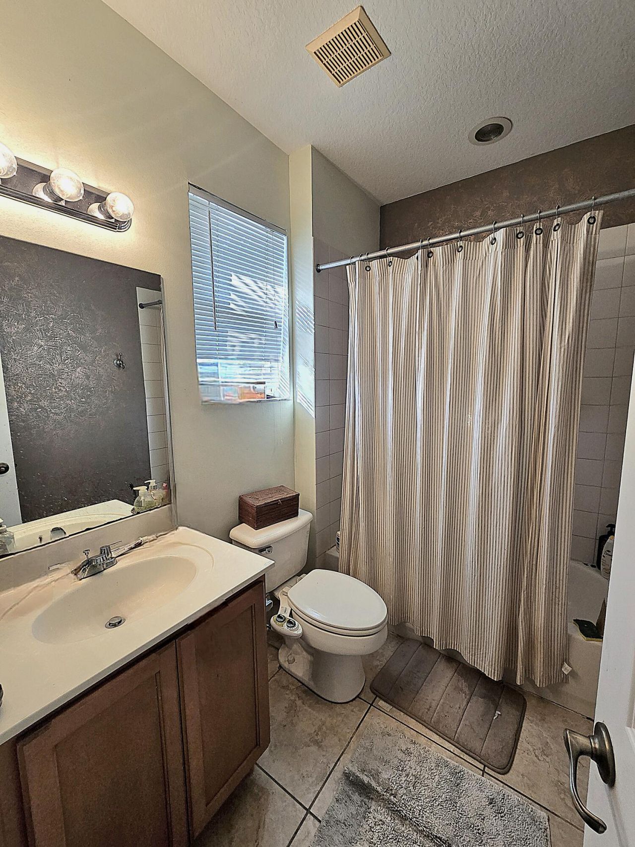 3037 Laurel Ridge Circle, Riviera Beach, FL 33404 Photo