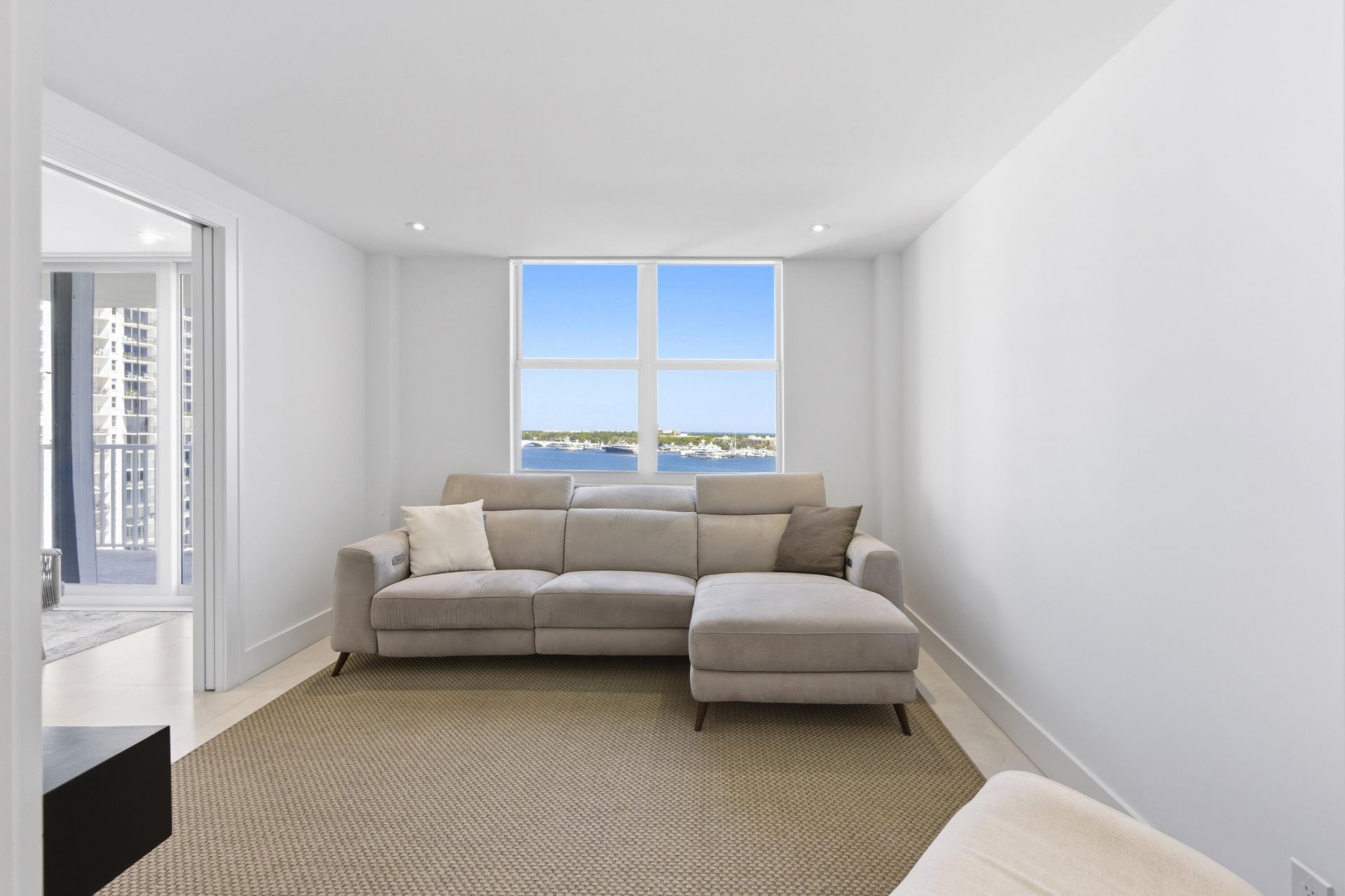 1801 S Flagler Drive, Unit 1107, West Palm Beach, FL 33401 Photo