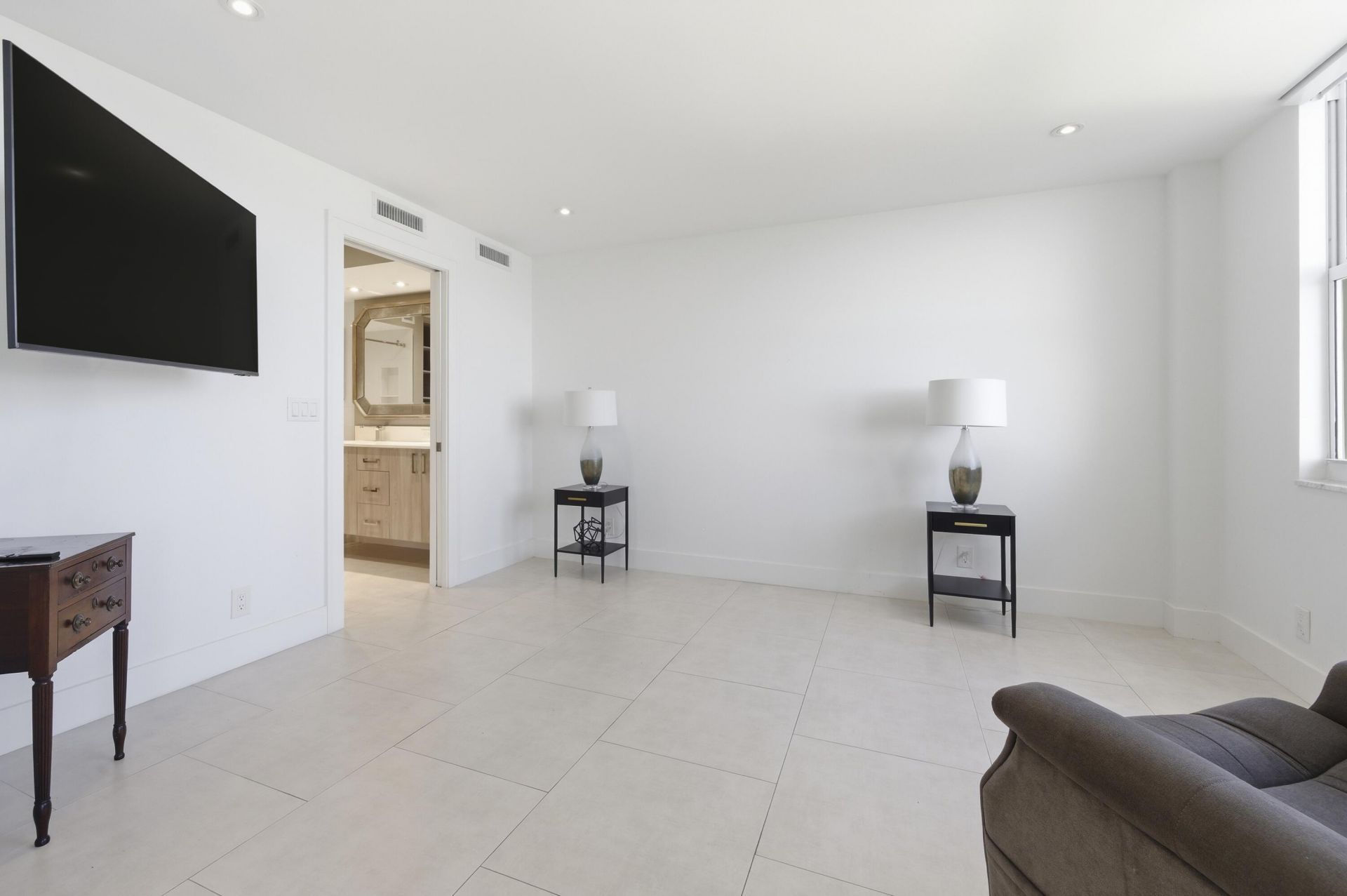 1801 S Flagler Drive, Unit 1107, West Palm Beach, FL 33401 Photo