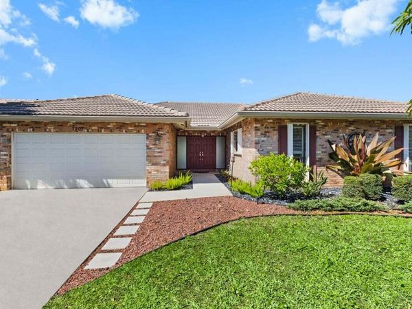 7207 NW 44 Street, Coral Springs, FL 33065