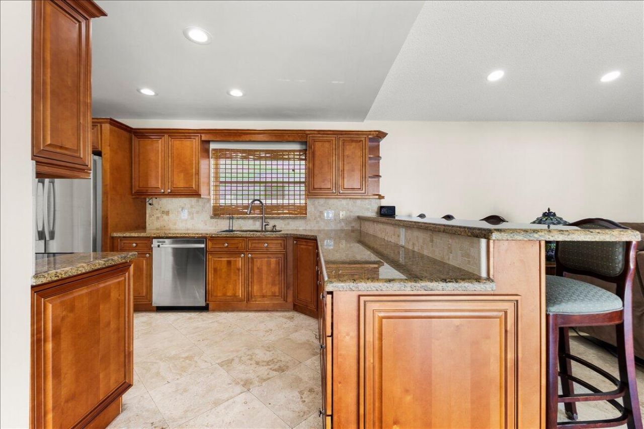 7207 NW 44 Street, Coral Springs, FL 33065 Photo