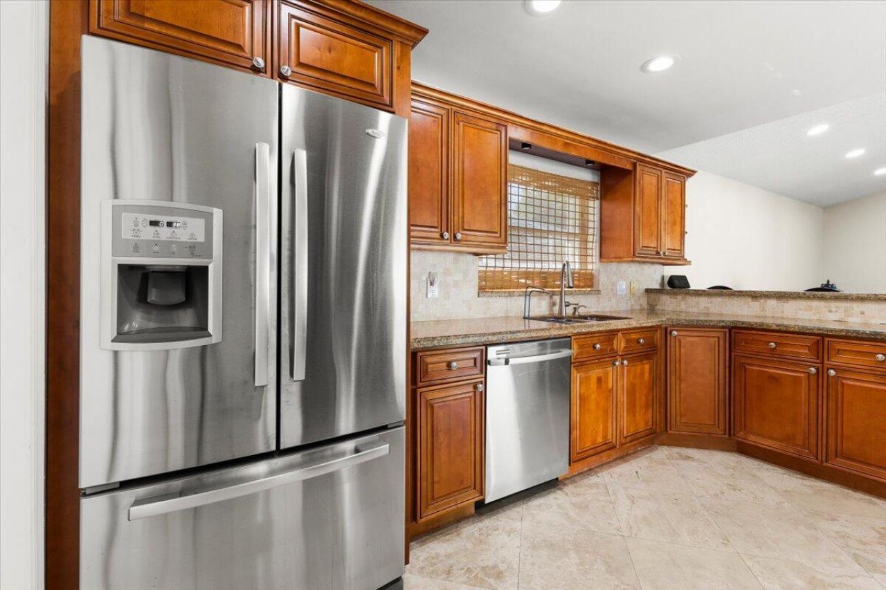 7207 NW 44 Street, Coral Springs, FL 33065 Photo