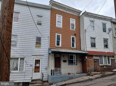 306 S 2ND STREET, POTTSVILLE, PA 17901