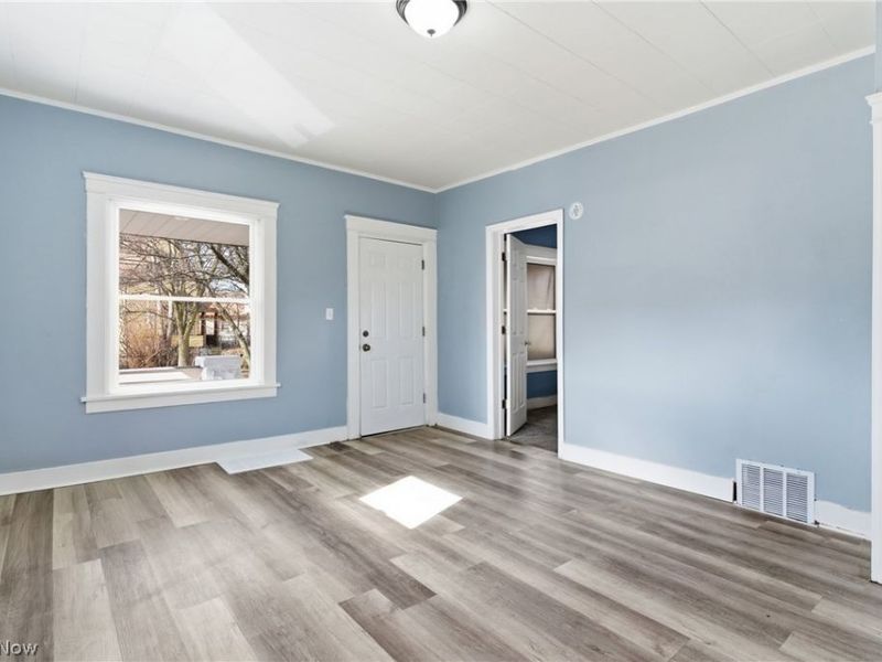 3359 E 65th Street, Cleveland, OH 44127 Photo 8