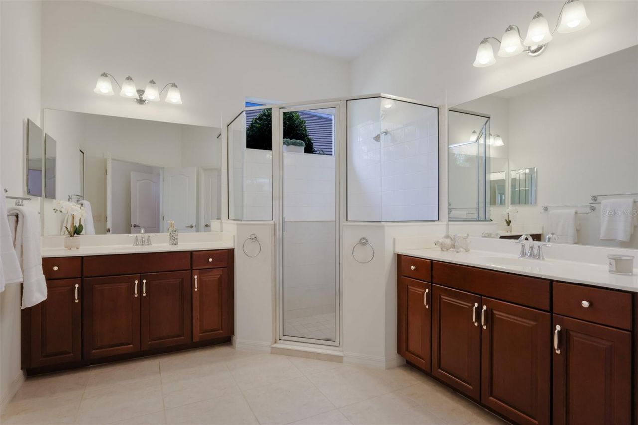 14335 Stirling Drive, Lakewood Ranch, FL 34202 Photo