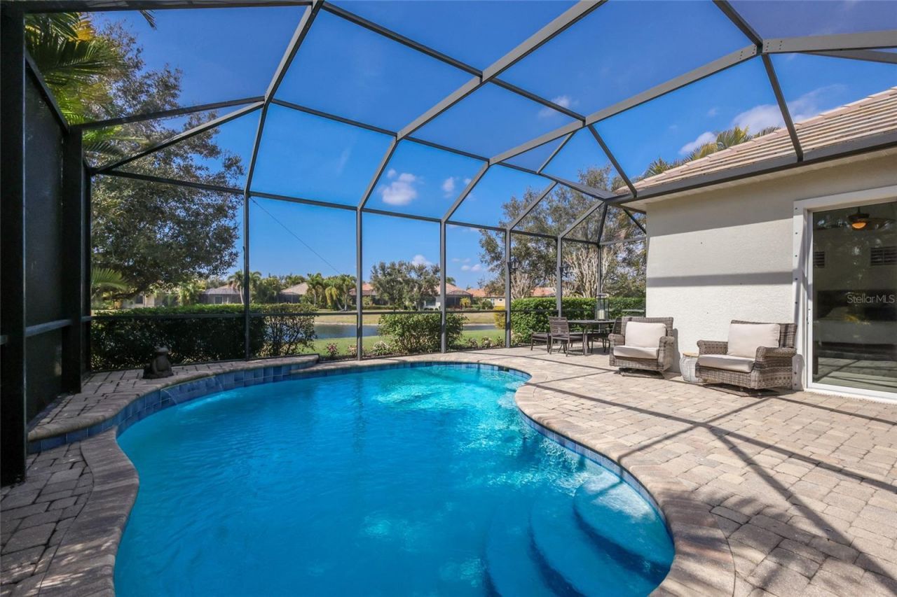 14335 Stirling Drive, Lakewood Ranch, FL 34202 Photo