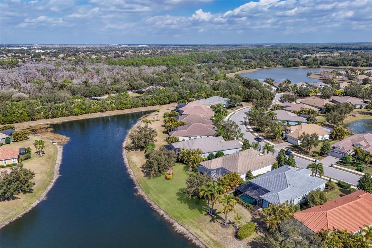 14335 Stirling Drive, Lakewood Ranch, FL 34202 Photo