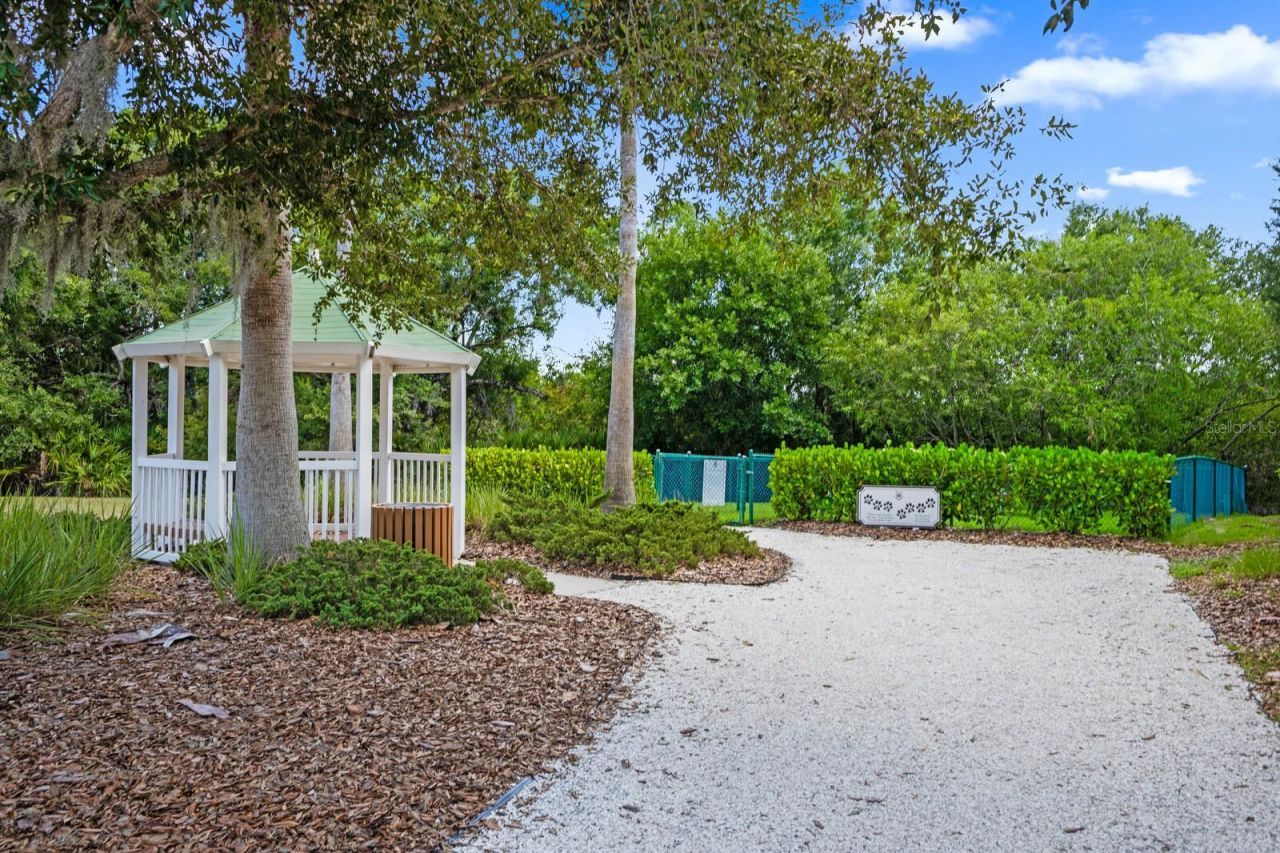 14335 Stirling Drive, Lakewood Ranch, FL 34202 Photo
