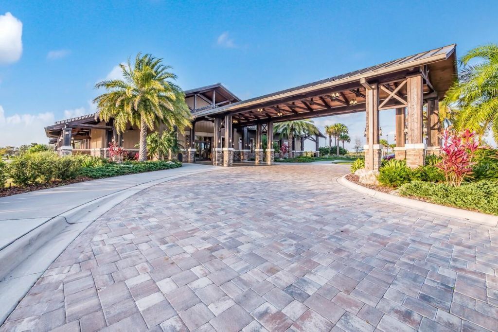 14335 Stirling Drive, Lakewood Ranch, FL 34202 Photo