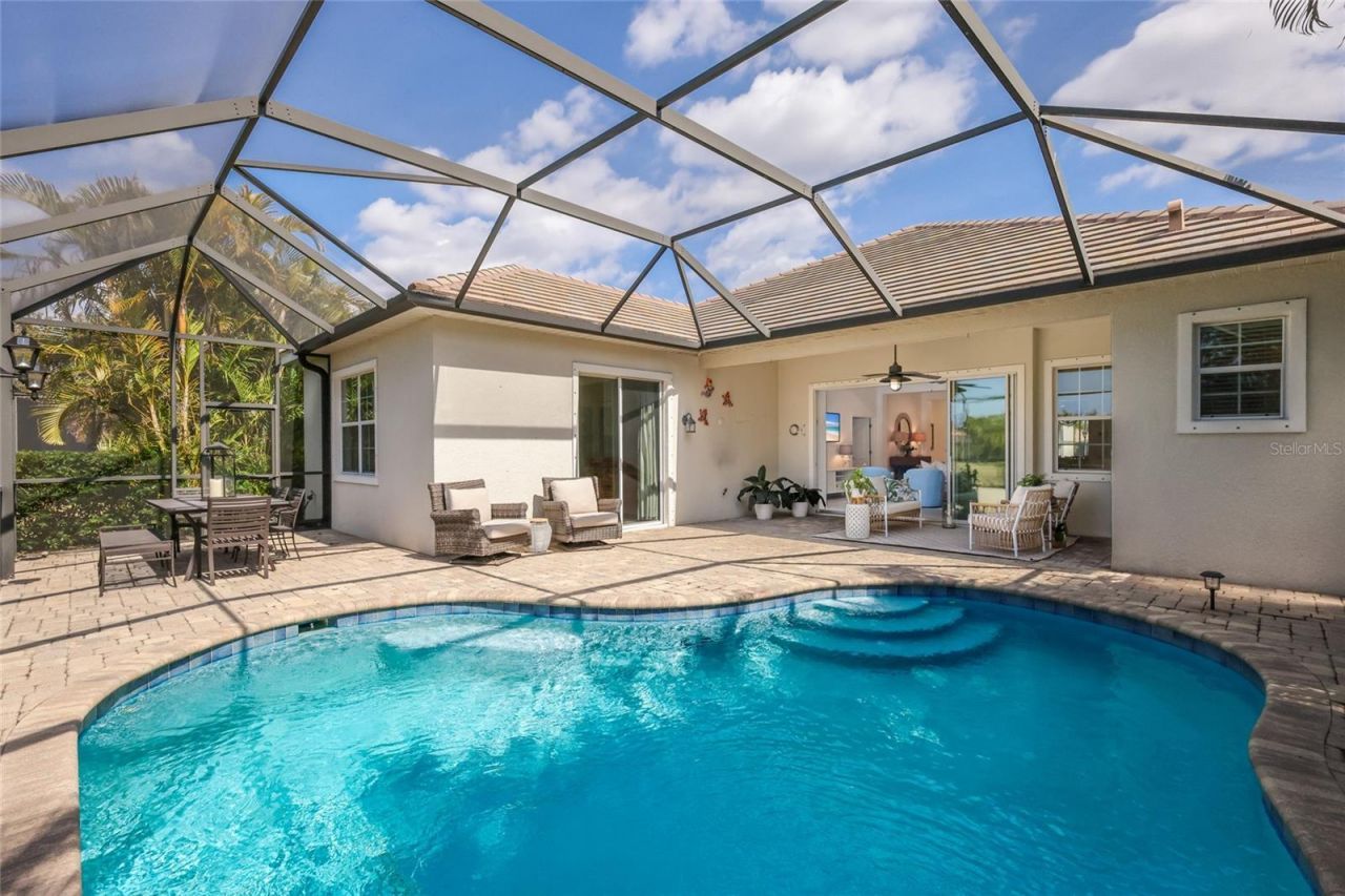 14335 Stirling Drive, Lakewood Ranch, FL 34202 Photo
