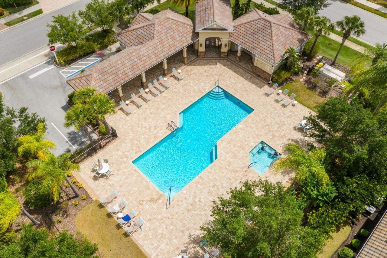 14335 Stirling Drive, Lakewood Ranch, FL 34202 Photo