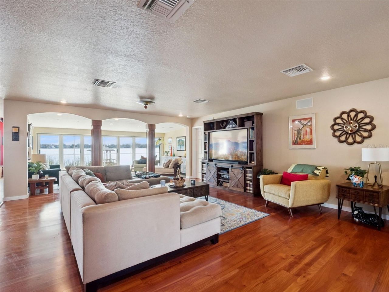 894 W Lake Holden Point, Orlando, FL 32805 Photo