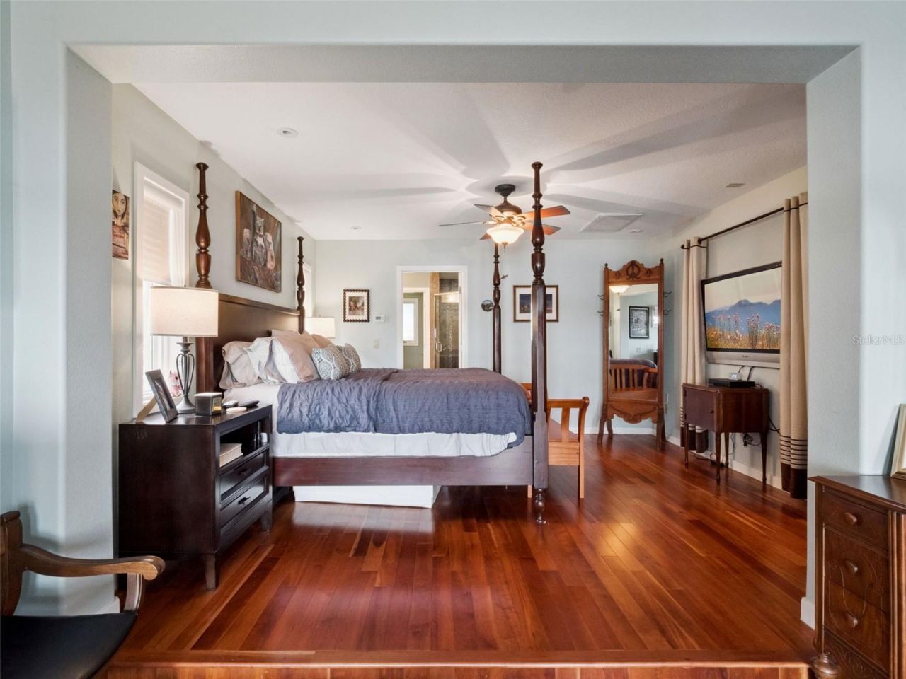 894 W Lake Holden Point, Orlando, FL 32805 Photo