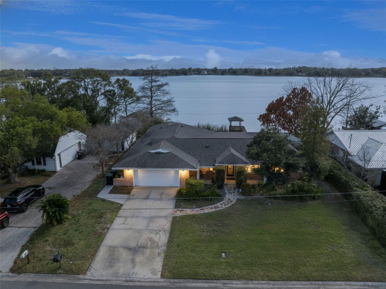 894 W Lake Holden Point, Orlando, FL 32805 Photo