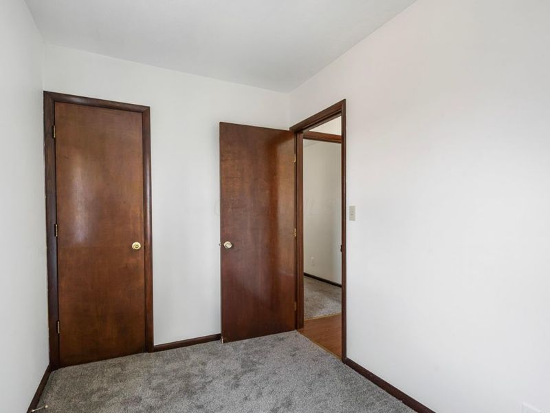 2291 E Howard Road , Obetz, OH 43207 Photo 13