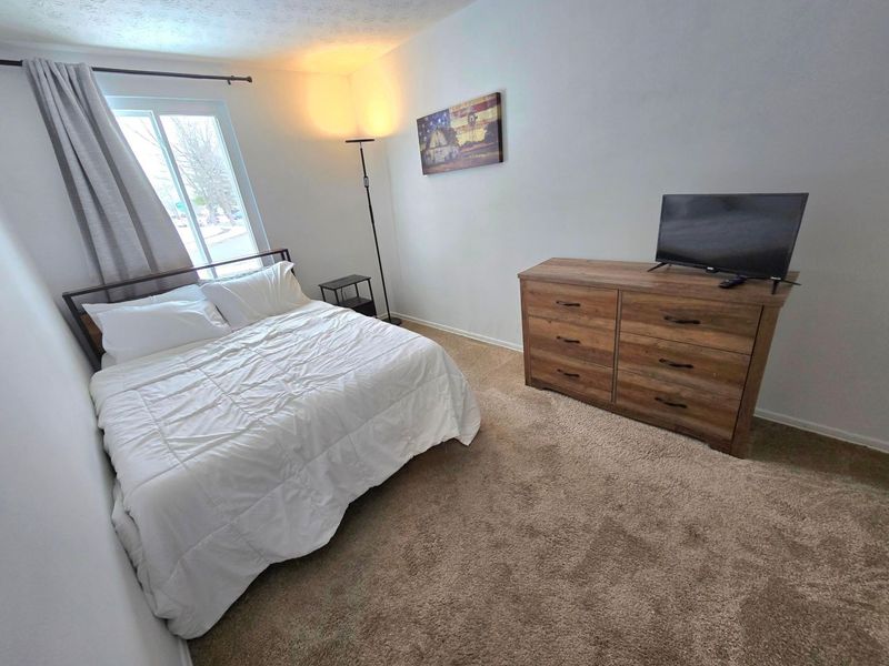 5361 Parkline Drive , Columbus, OH 43232 Photo 10