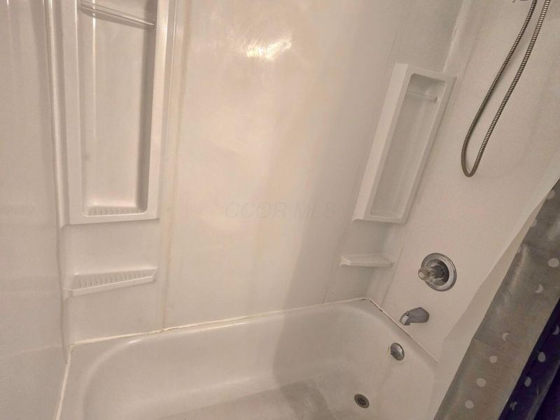 5361 Parkline Drive , Columbus, OH 43232 Photo 14