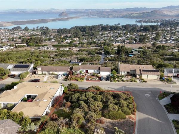 2796 Crockett Circle, Los Osos, CA 93402