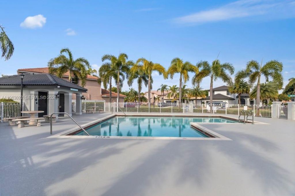 17912 SW 12th Ct , Pembroke Pines, FL 33029 Photo