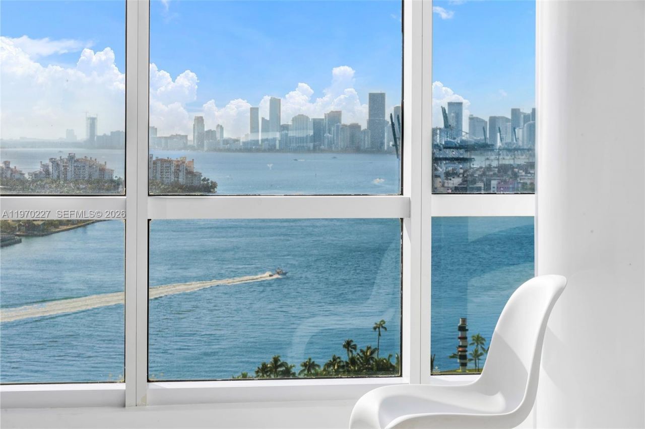 100 S Pointe Dr, Unit 2101, Miami Beach, FL 33139 Photo