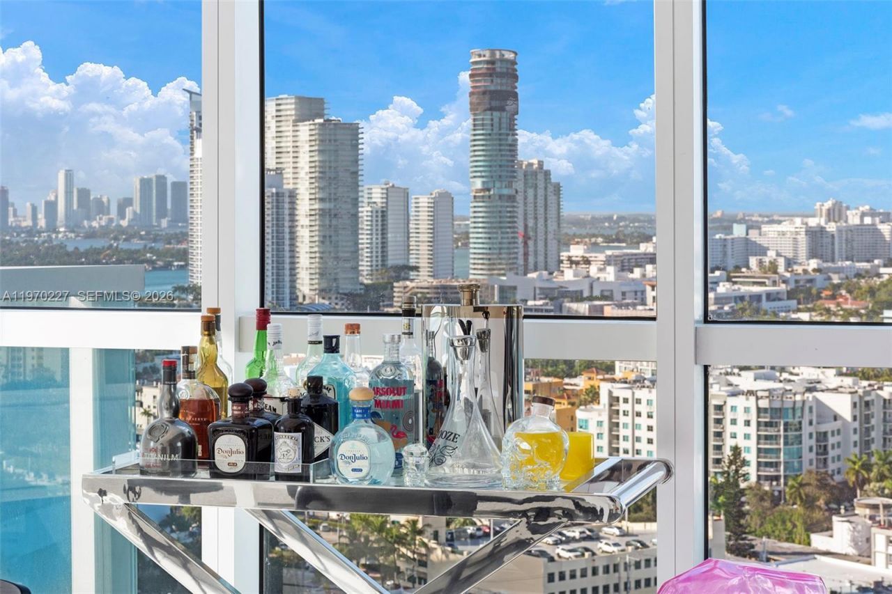 100 S Pointe Dr, Unit 2101, Miami Beach, FL 33139 Photo