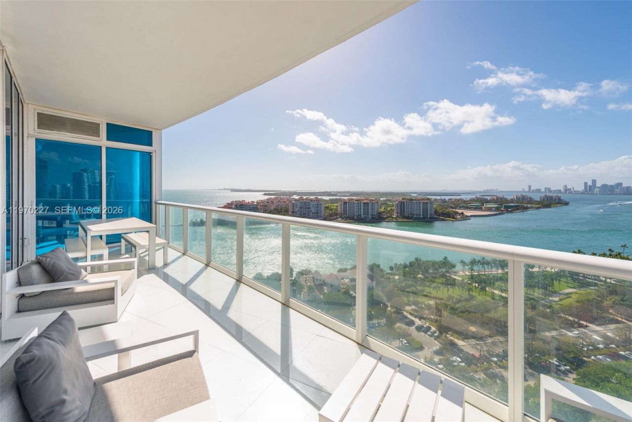 100 S Pointe Dr, Unit 2101, Miami Beach, FL 33139 Photo