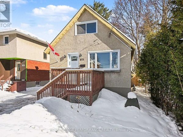 975 Sheridan Avenue, Ottawa, ON K1Z6M4