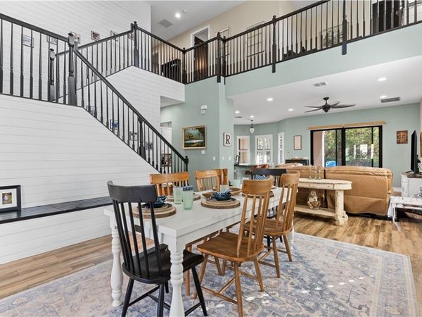 5616 40th Avenue, Vero Beach, FL 32967