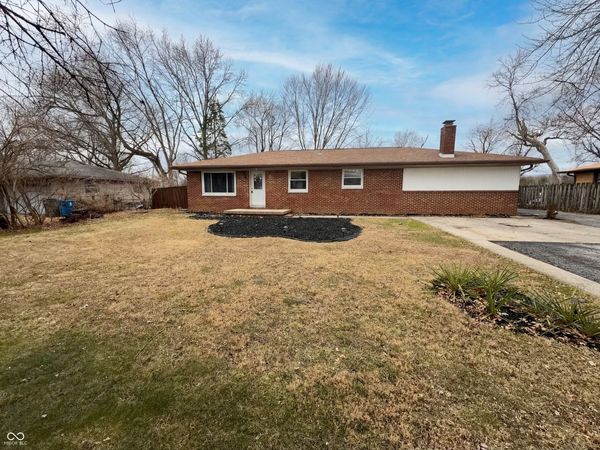 2122 Danbury Drive, Indianapolis, IN 46231