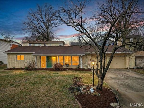 2957 Caspian Lane, Unincorporated, MO 63125