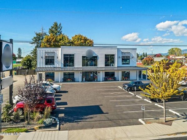 9493 N GOVERNMENT WAY, Hayden, ID 83835