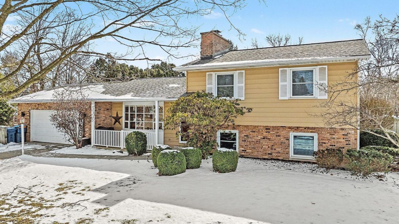 4109 Iroquois Trail, Kalamazoo, MI 49006 Main Photo