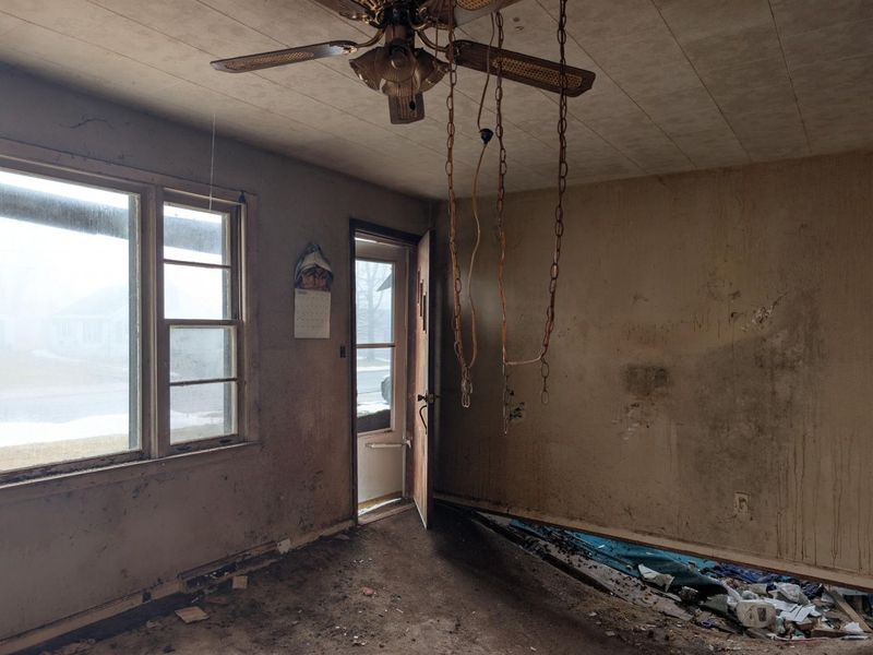 25 S Rankin Avenue, South Charleston, OH 45368 Photo 8