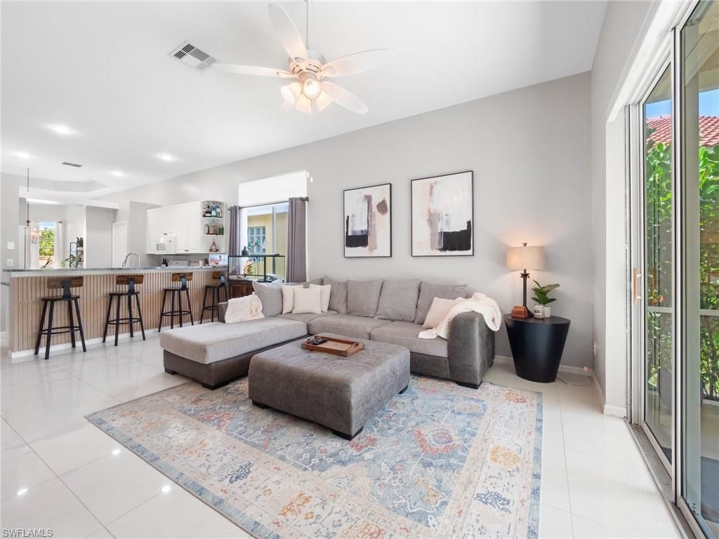 15620 Laguna Hills Dr, Fort Myers, FL 33908 Photo